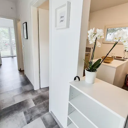 Uniapartments *